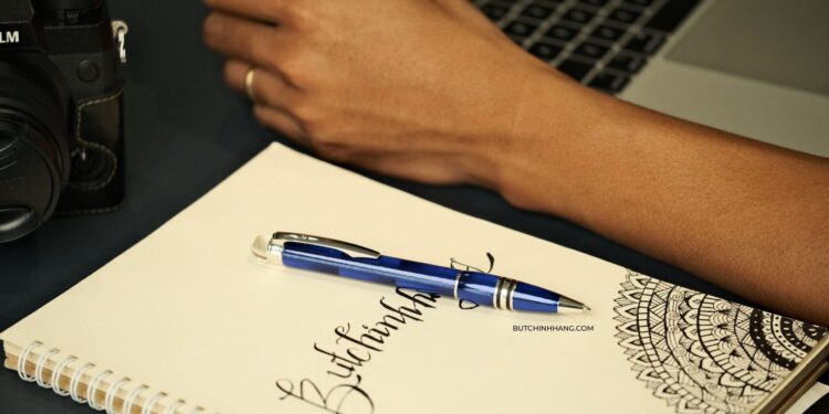 Một tác phẩm nghệ thuật và biểu tượng của sự tinh tế - Montblanc Starwalker Cool Blue Ballpoint Pen  DSCF3377 scaled 1