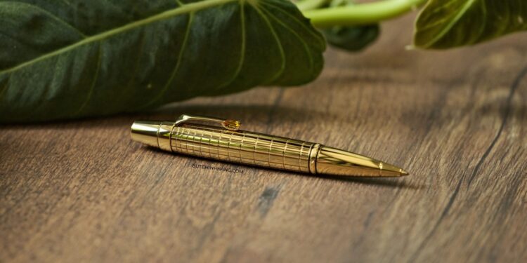 Mẫu bút cực kỳ hiếm với viên đá Citrin quý giá - Bút Montblanc Boheme Citrine Gold Plate Ballpoint Pen 7514 DSCF4024 scaled 1